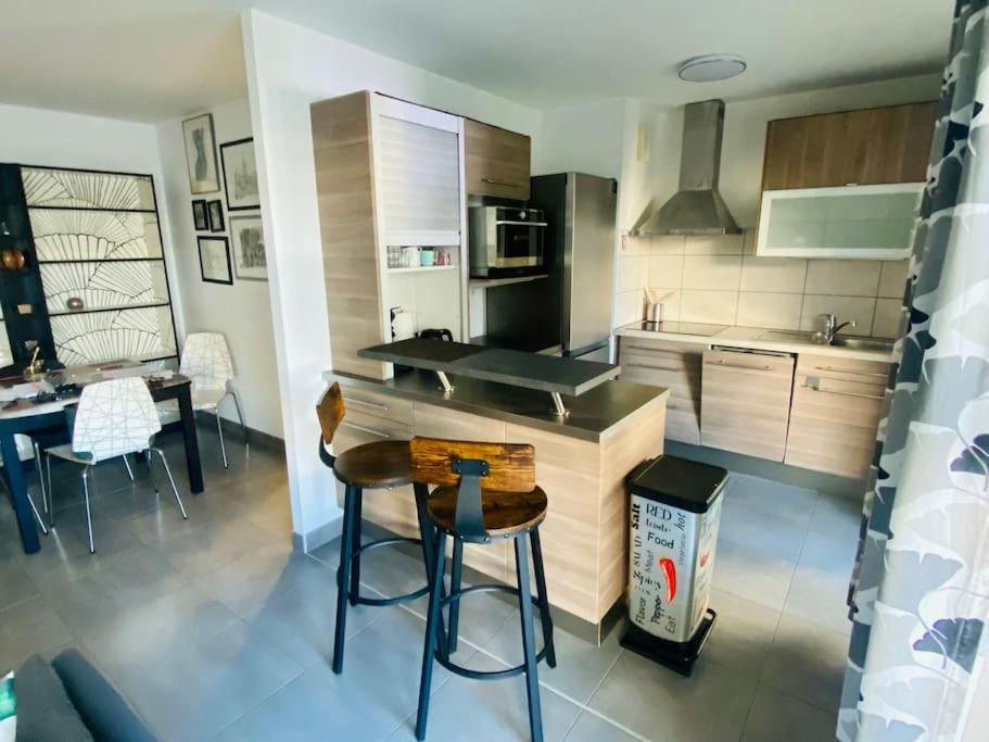 Le Standing Parking Wifi Metz Un-Sejour-A-Part Apartment Exterior photo