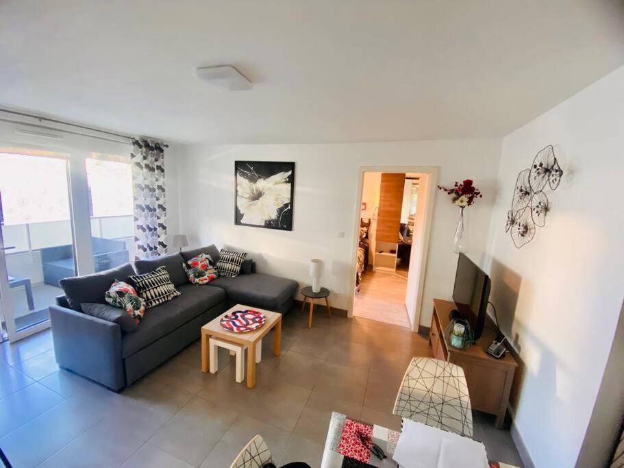 Le Standing Parking Wifi Metz Un-Sejour-A-Part Apartment Exterior photo